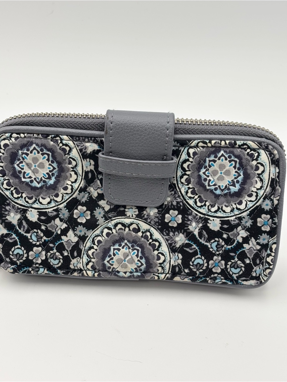 Vera Bradley Gray Floral Medallion Zip Wallet - Picture 2 of 10